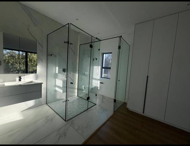 4 BEDROOM APARTMENT FOR SALE IN BROADACRES
